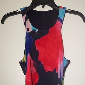 Trina Turk NWT Women’s 6 Floral Fitted Dress